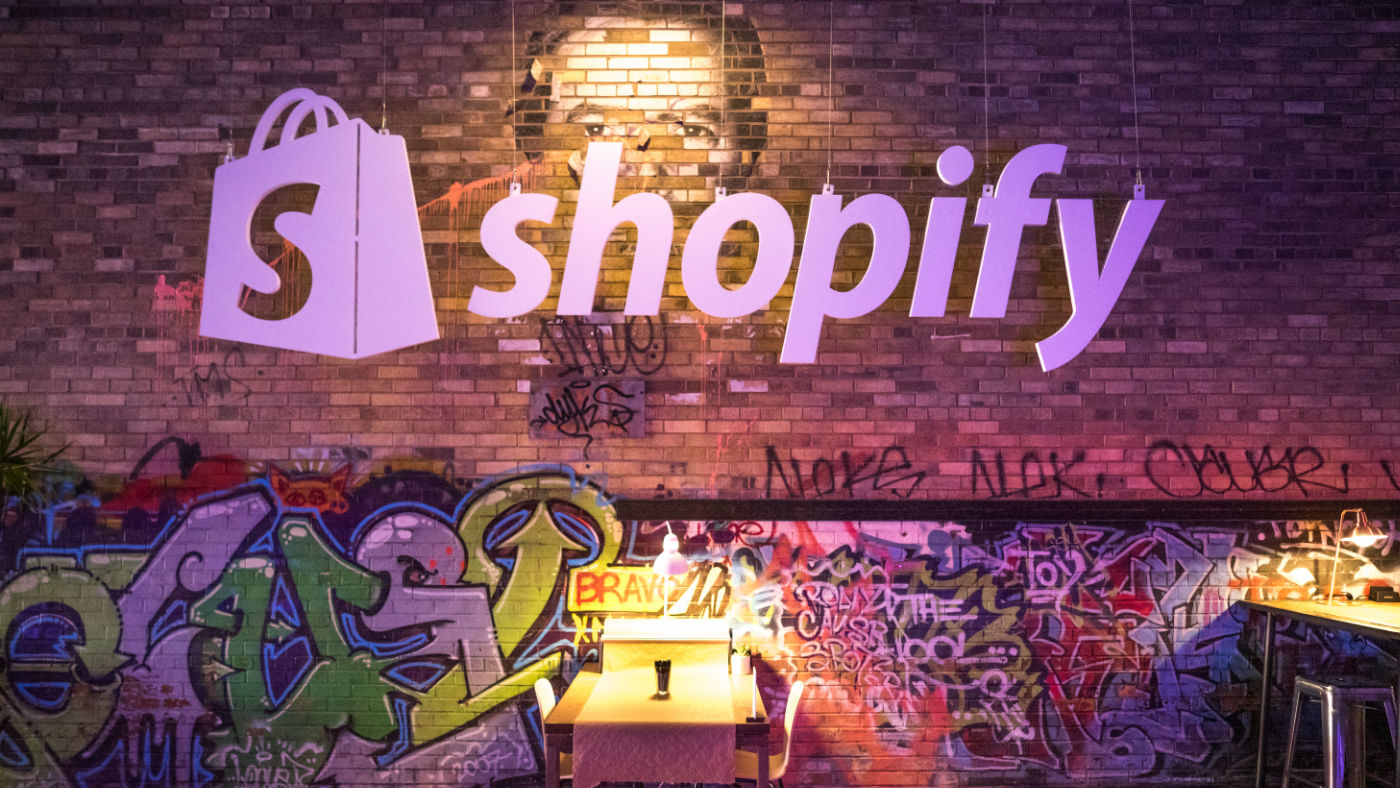 Shopify webáruház készítés